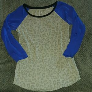 American Eagle baseball tee! Size medium